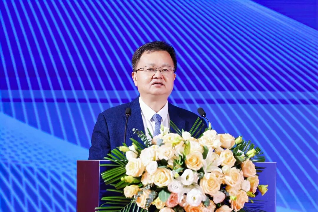 聚智武汉 赋能量子 | 武汉量子科技会议·2025盛大开幕(图4) 微信图片_2025-11-27_165823_694.jpg